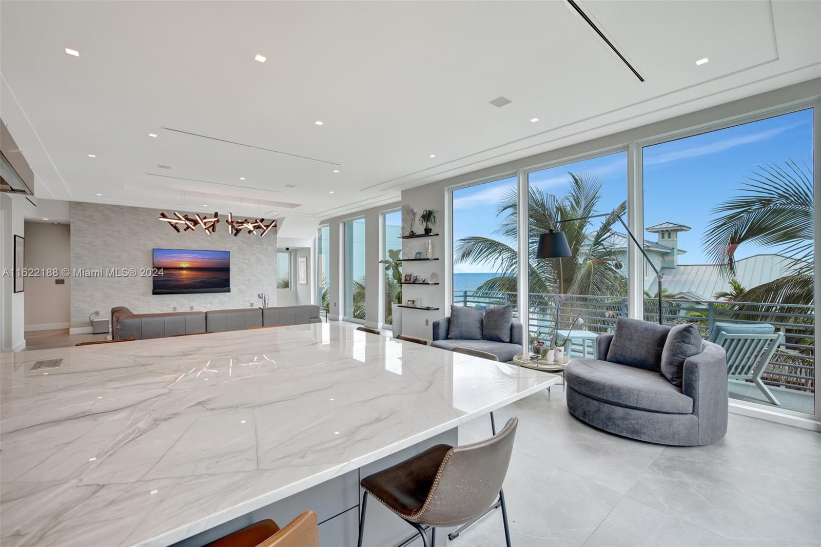 HOLLYWOOD CENTRAL BEACH - Residential Lease