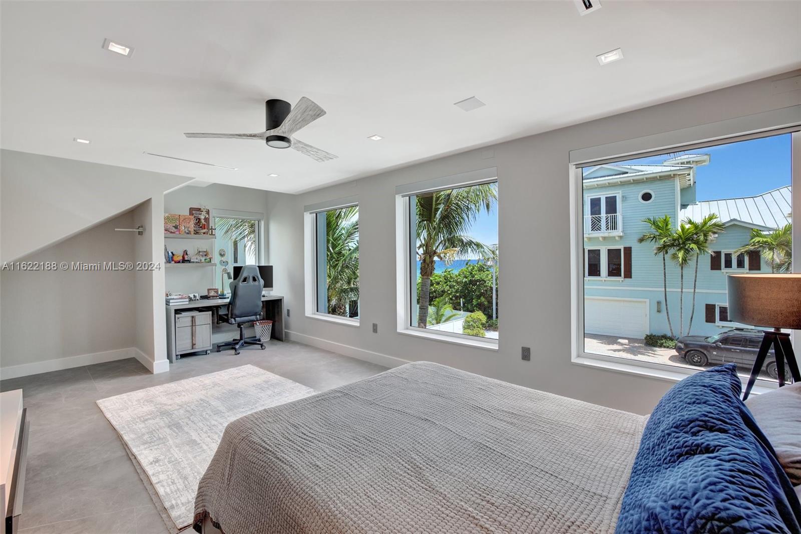 HOLLYWOOD CENTRAL BEACH - Residential Lease