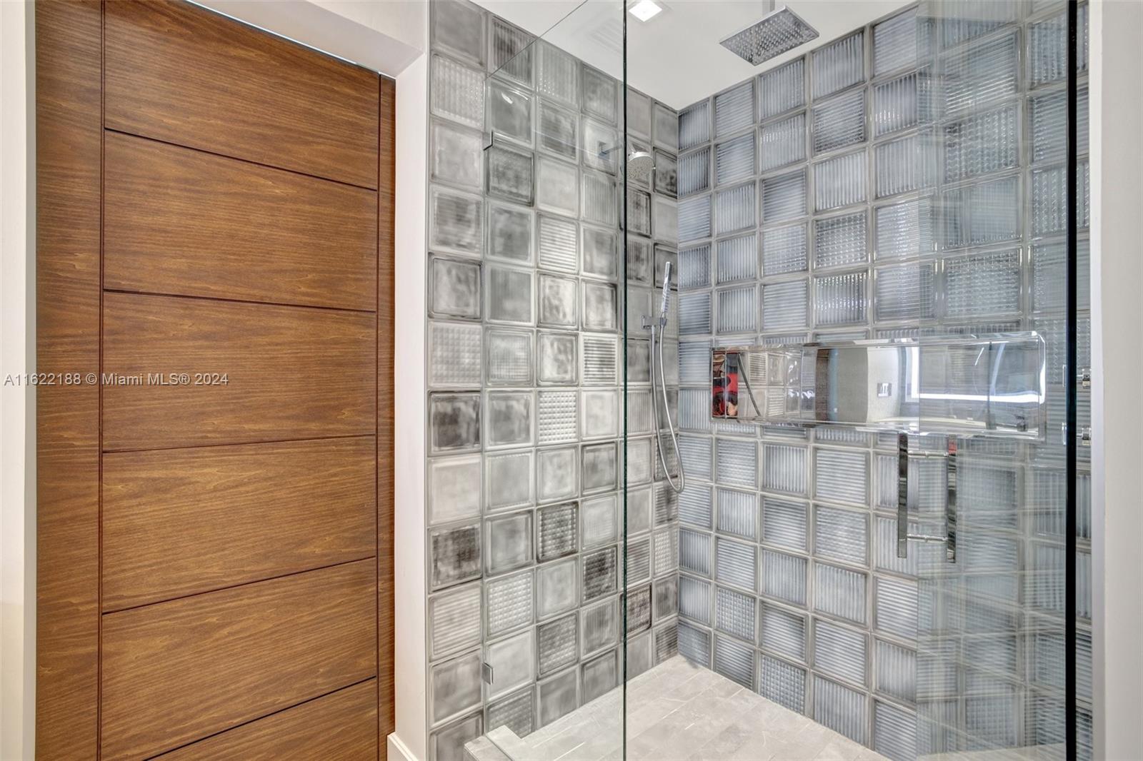HOLLYWOOD CENTRAL BEACH - Residential Lease