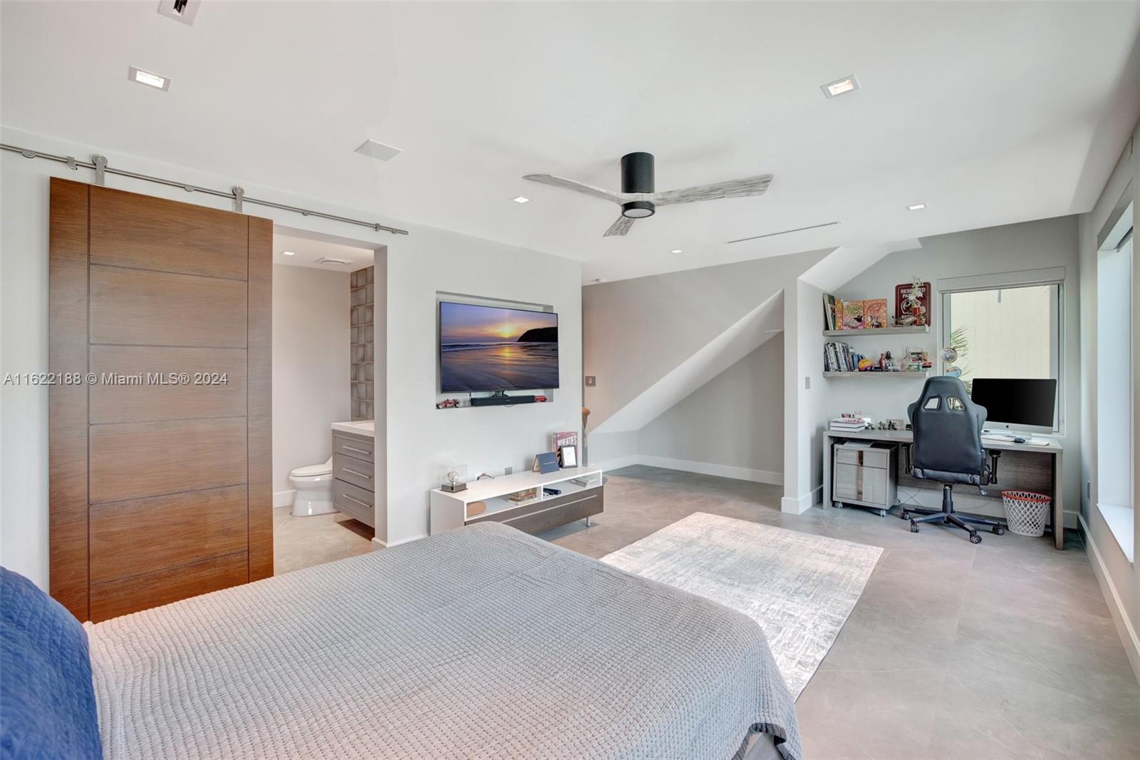 HOLLYWOOD CENTRAL BEACH - Residential Lease