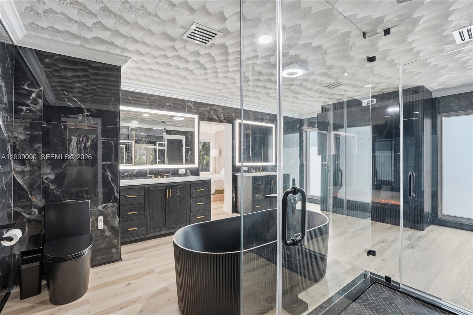 SEMINOLE ESTATES - Residential