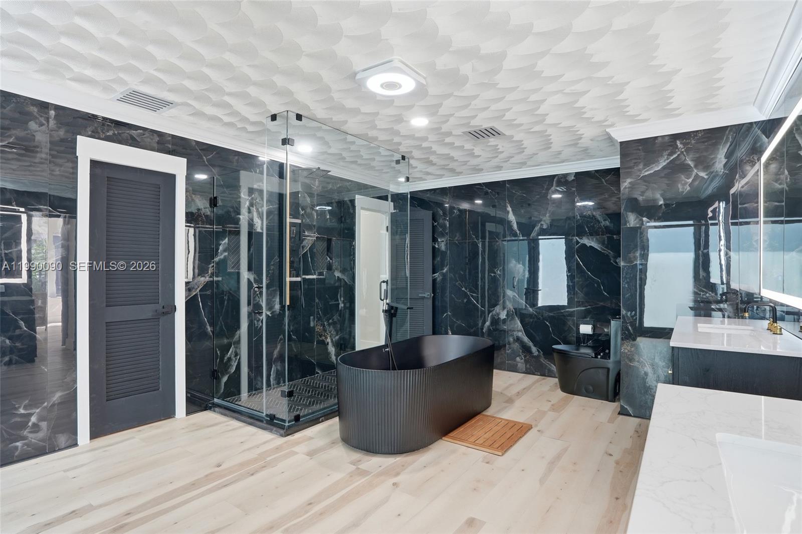 SEMINOLE ESTATES - Residential