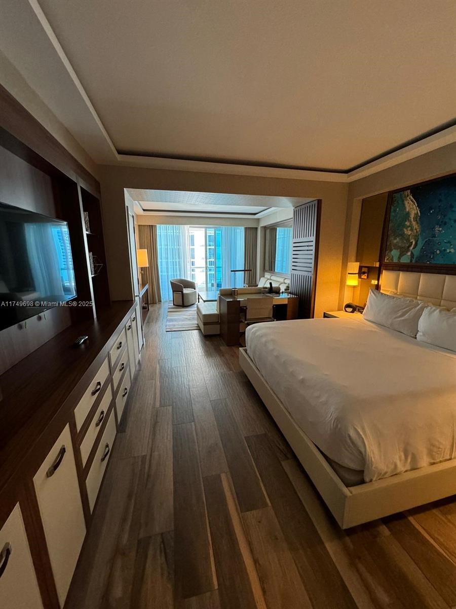 FLB CONDOMINIUM HOTEL - Residential