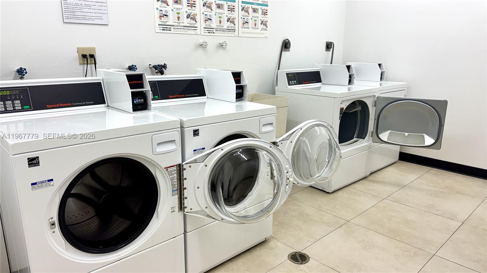 WINSTON TOWERS 500 CONDO - Residential