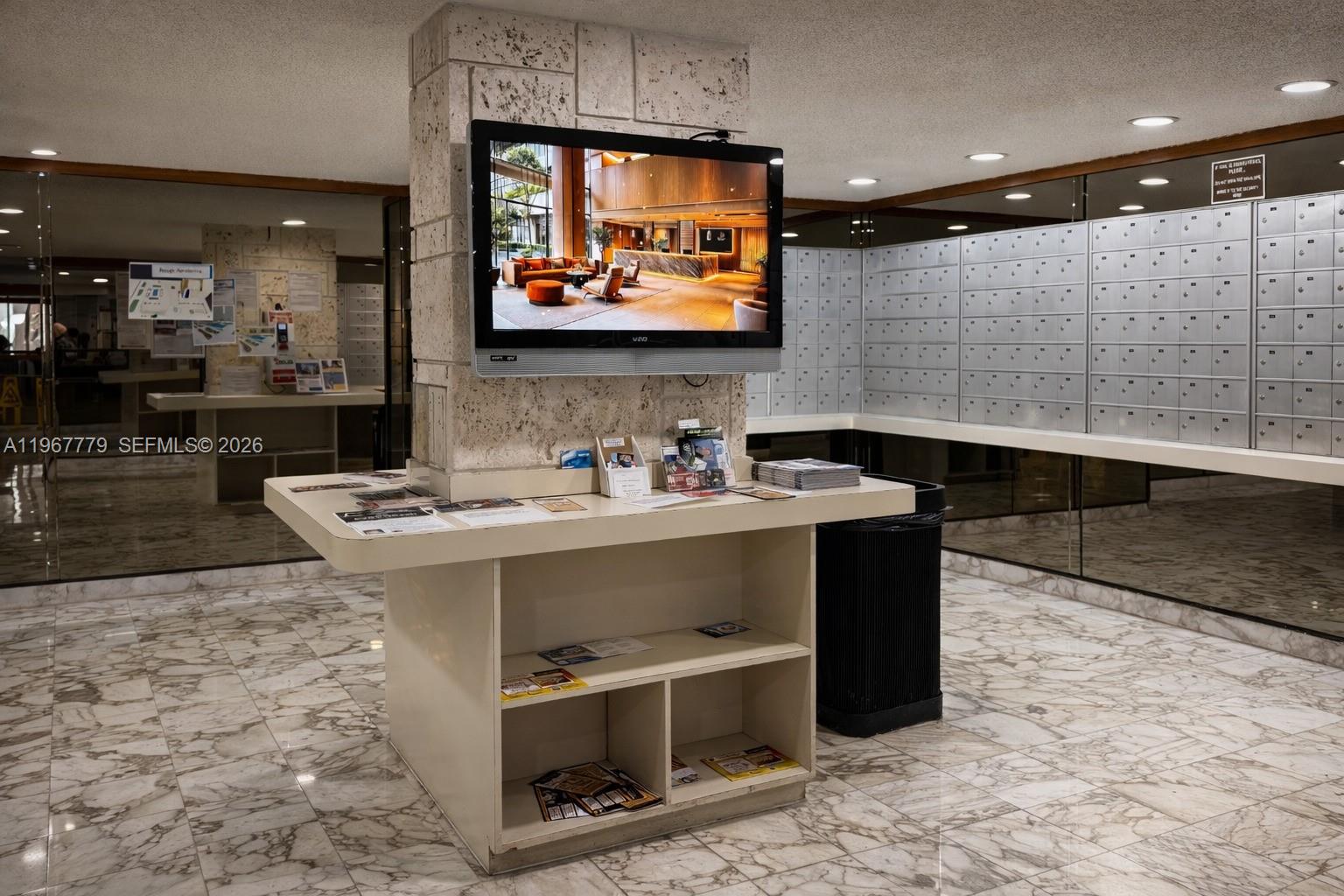 WINSTON TOWERS 500 CONDO - Residential