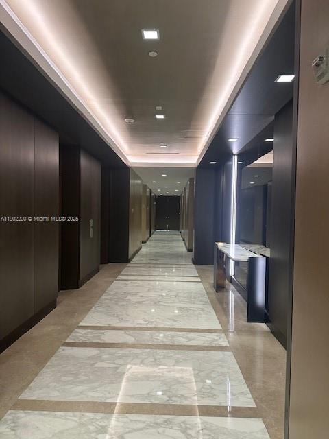 MARINA TOWER CONDO - Residential Lease