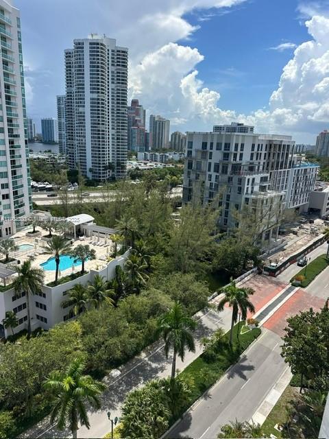 MARINA TOWER CONDO - Residential Lease