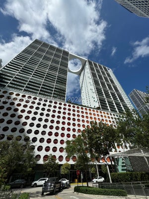 500 BRICKELL AVE APT 3003, MIAMI, FL 33131 - Image 89e3d920aa8ca0c2cc3e075aa417edce/3734267742