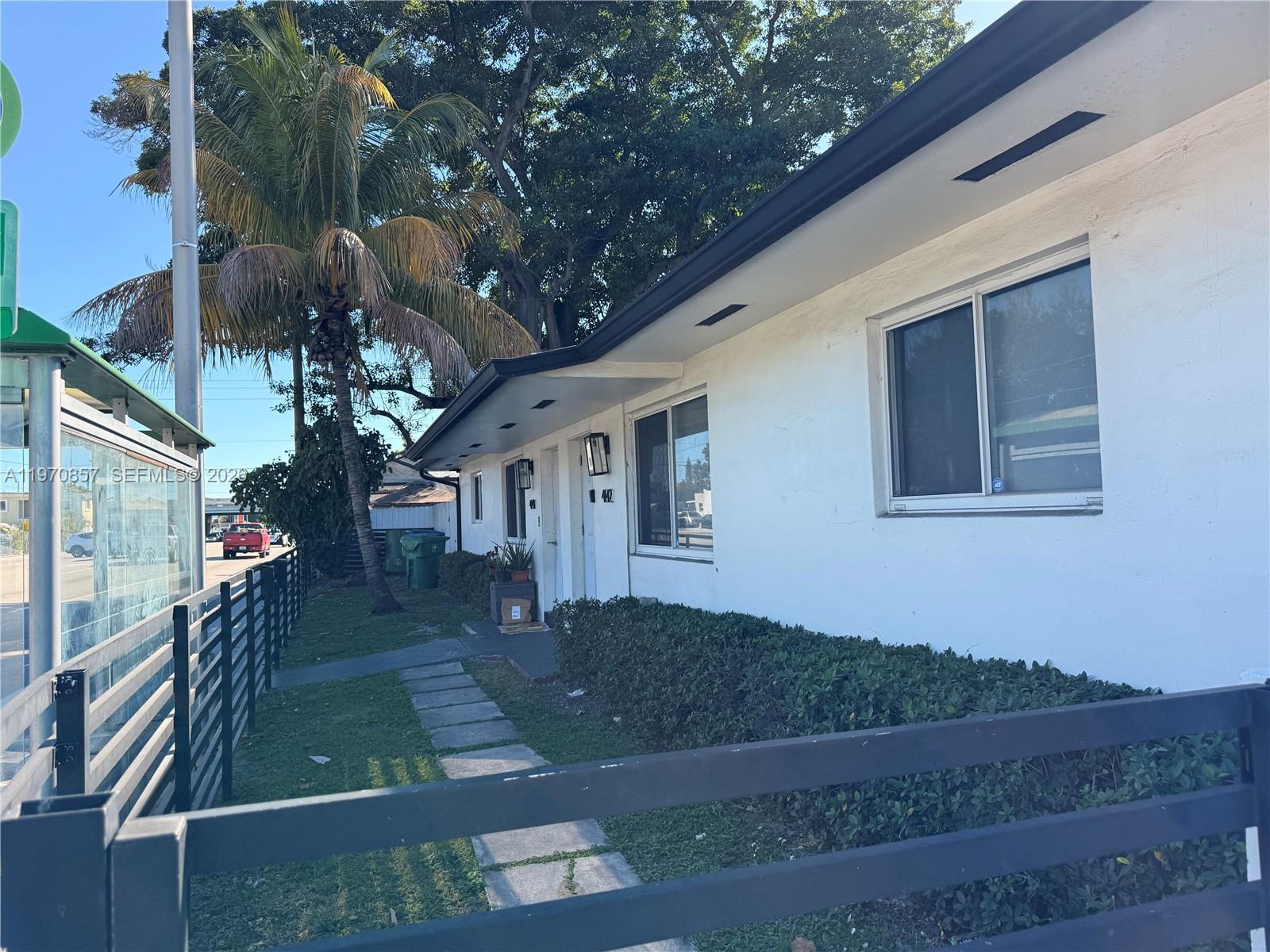 N MIAMI ESTATES - Residential Income