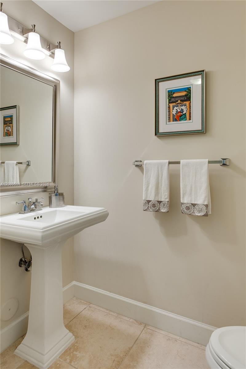 ANDALUSIA CONDO RESIDENCE - Residential