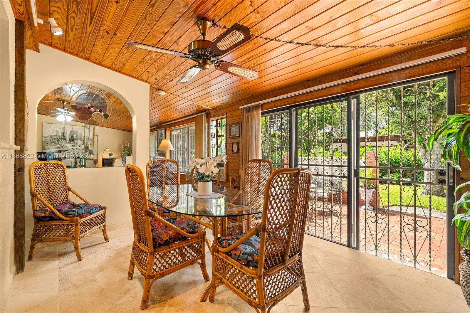 BAYSHORE PLAZA UNIT NO 2 - Residential