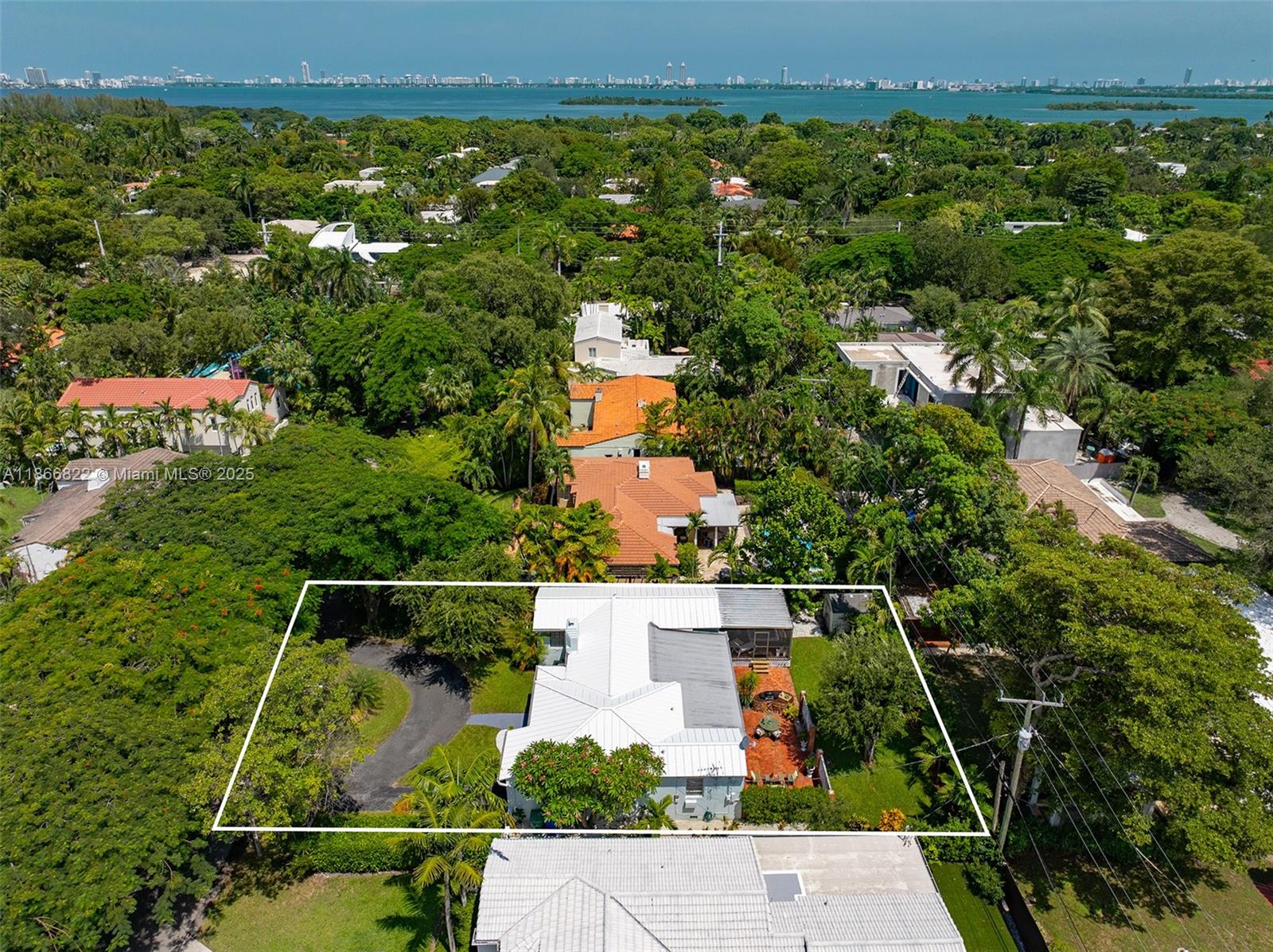 BAYSHORE PLAZA UNIT NO 2 - Residential