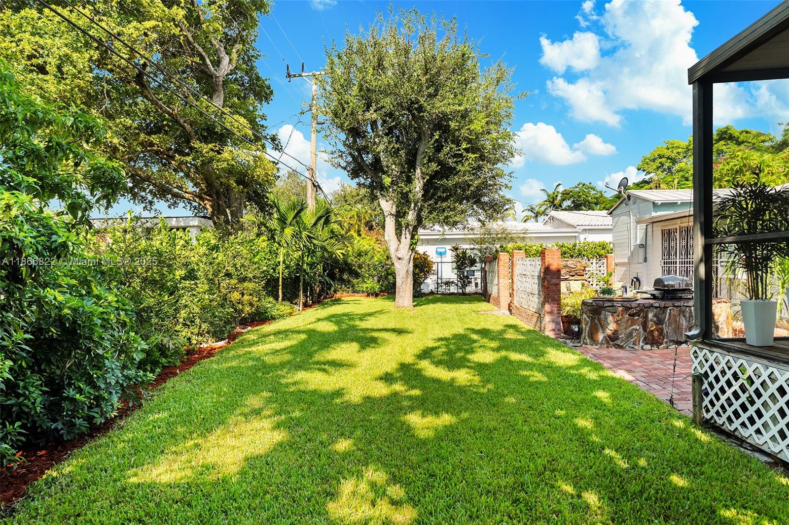 BAYSHORE PLAZA UNIT NO 2 - Residential