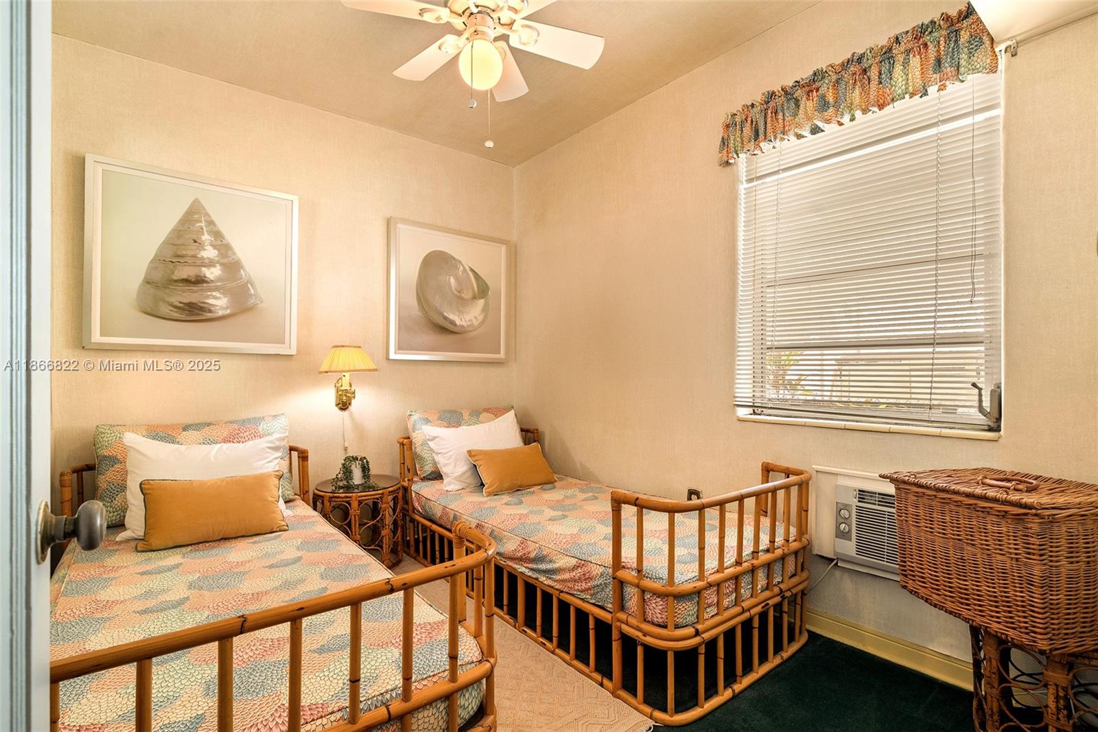 BAYSHORE PLAZA UNIT NO 2 - Residential