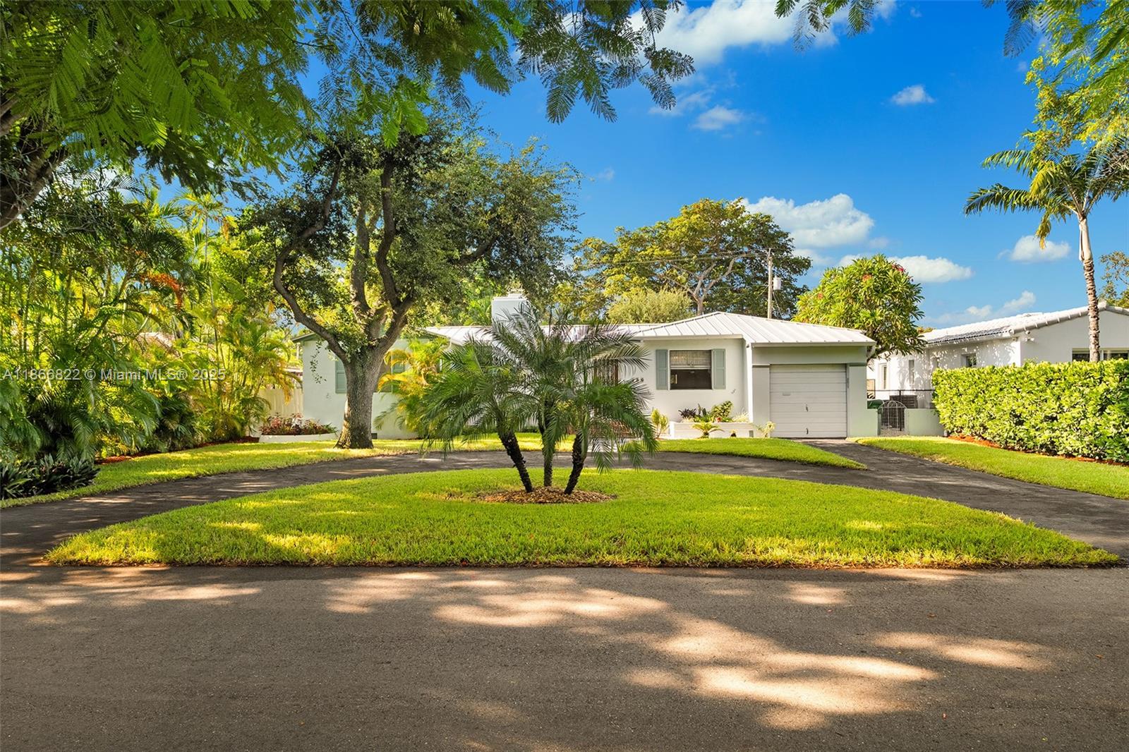 BAYSHORE PLAZA UNIT NO 2 - Residential