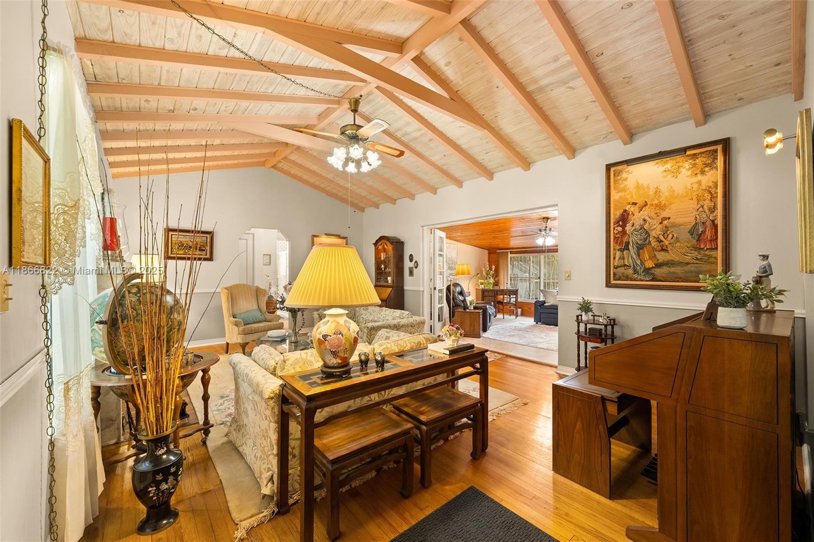 BAYSHORE PLAZA UNIT NO 2 - Residential