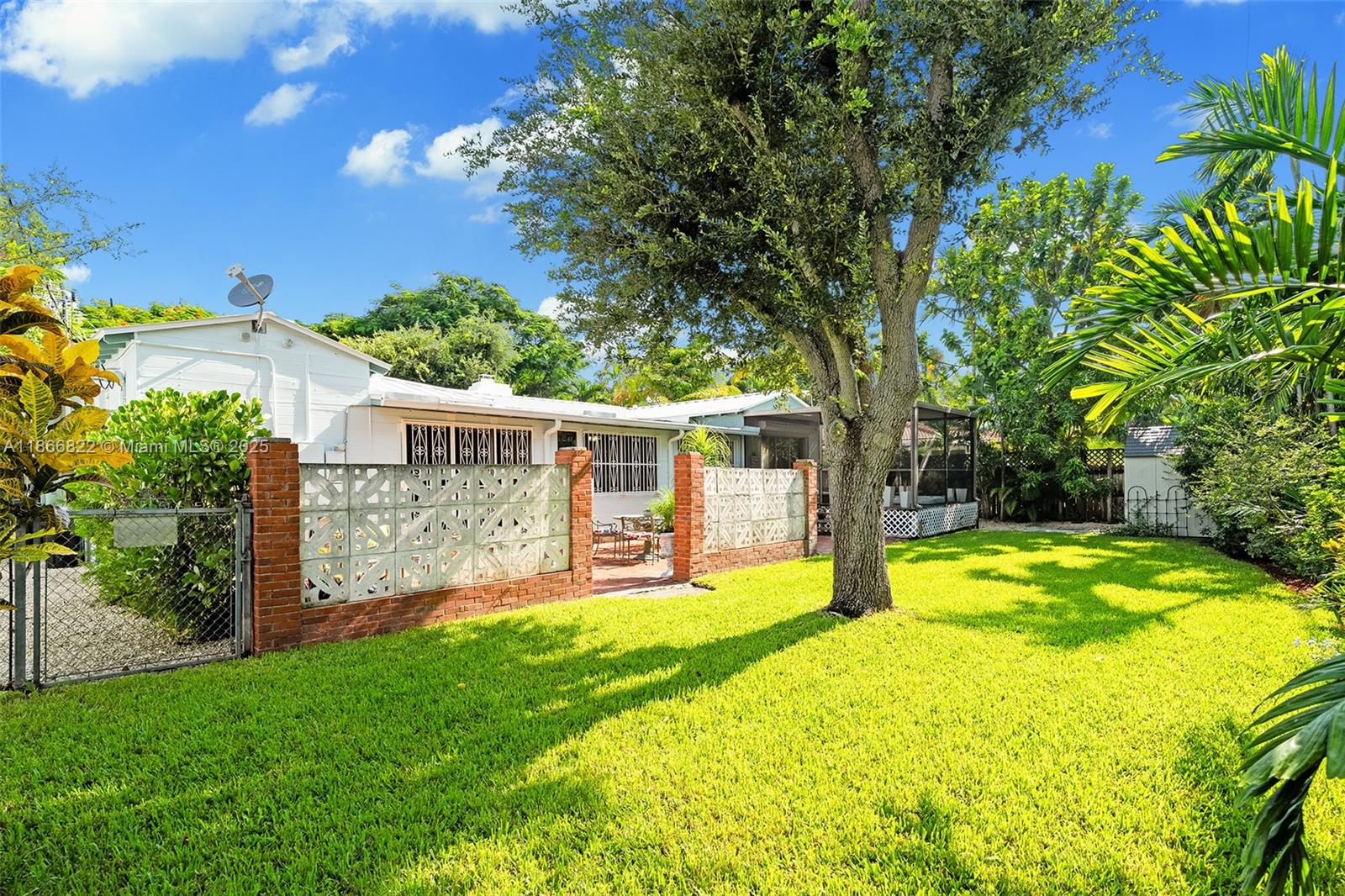 BAYSHORE PLAZA UNIT NO 2 - Residential