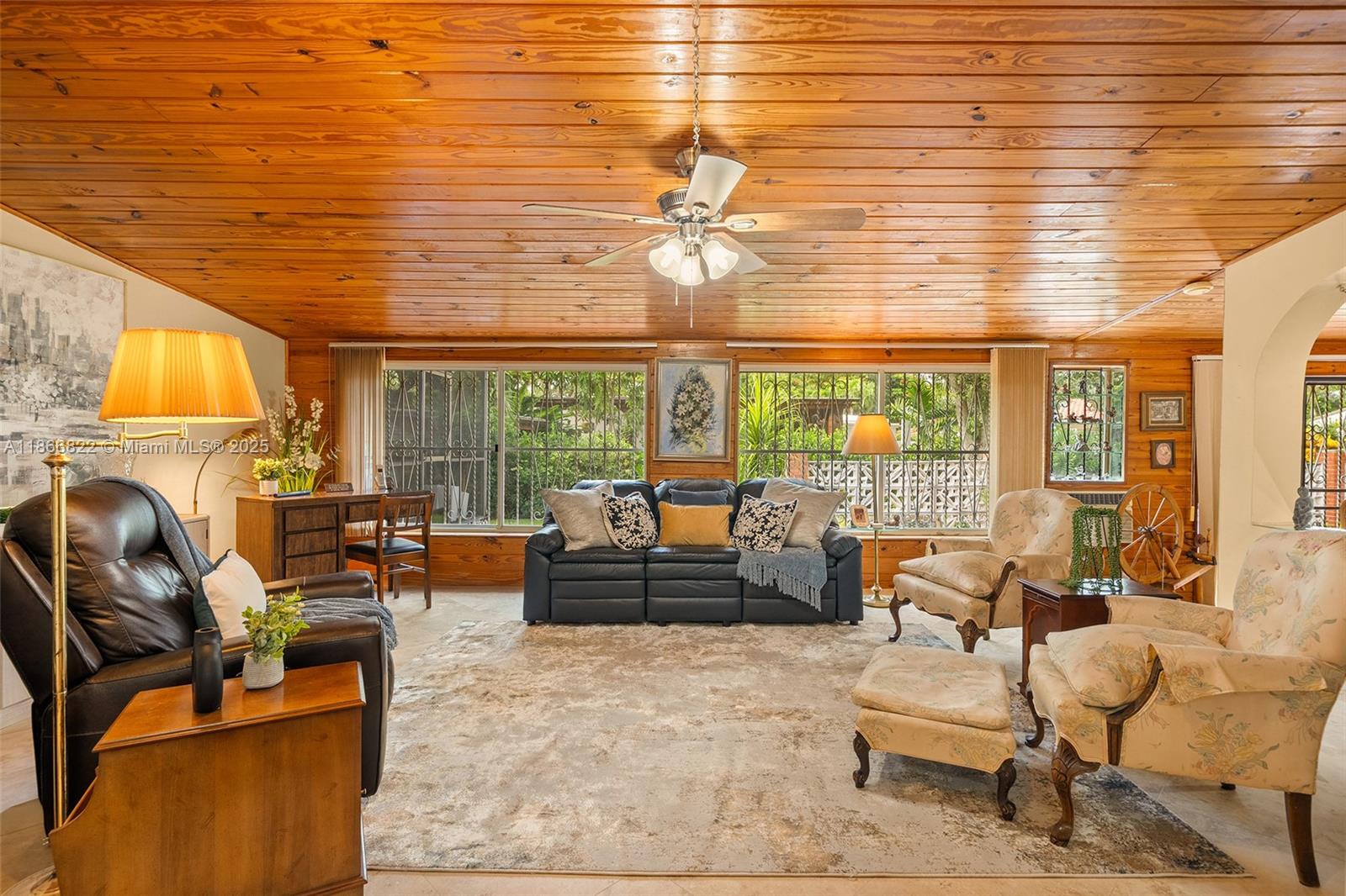 BAYSHORE PLAZA UNIT NO 2 - Residential