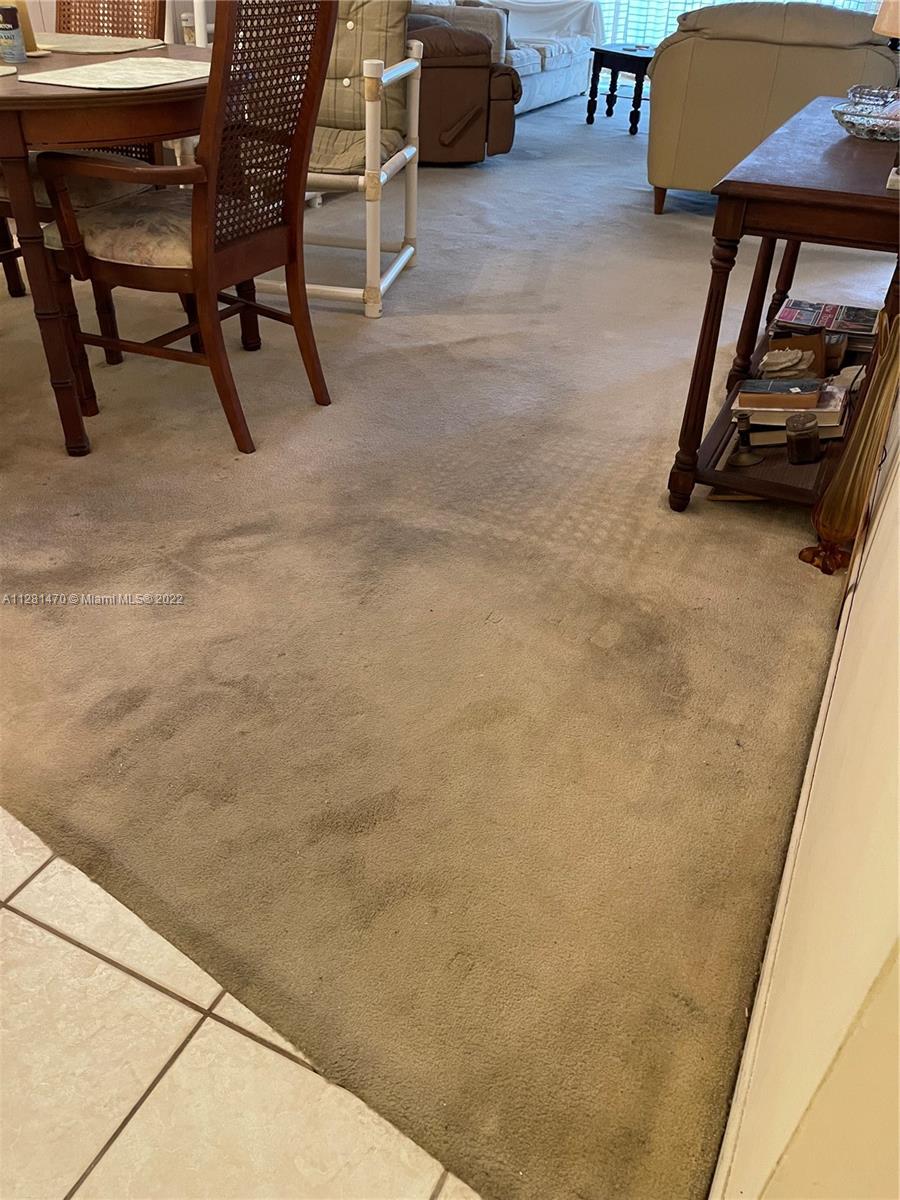 DIXIANA CONDO - Residential