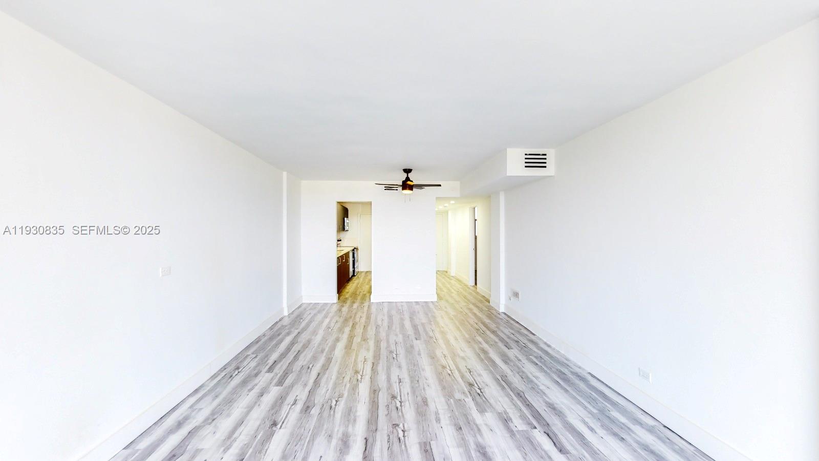 EASTERN SHORES WHITE HOUS - Residential Lease