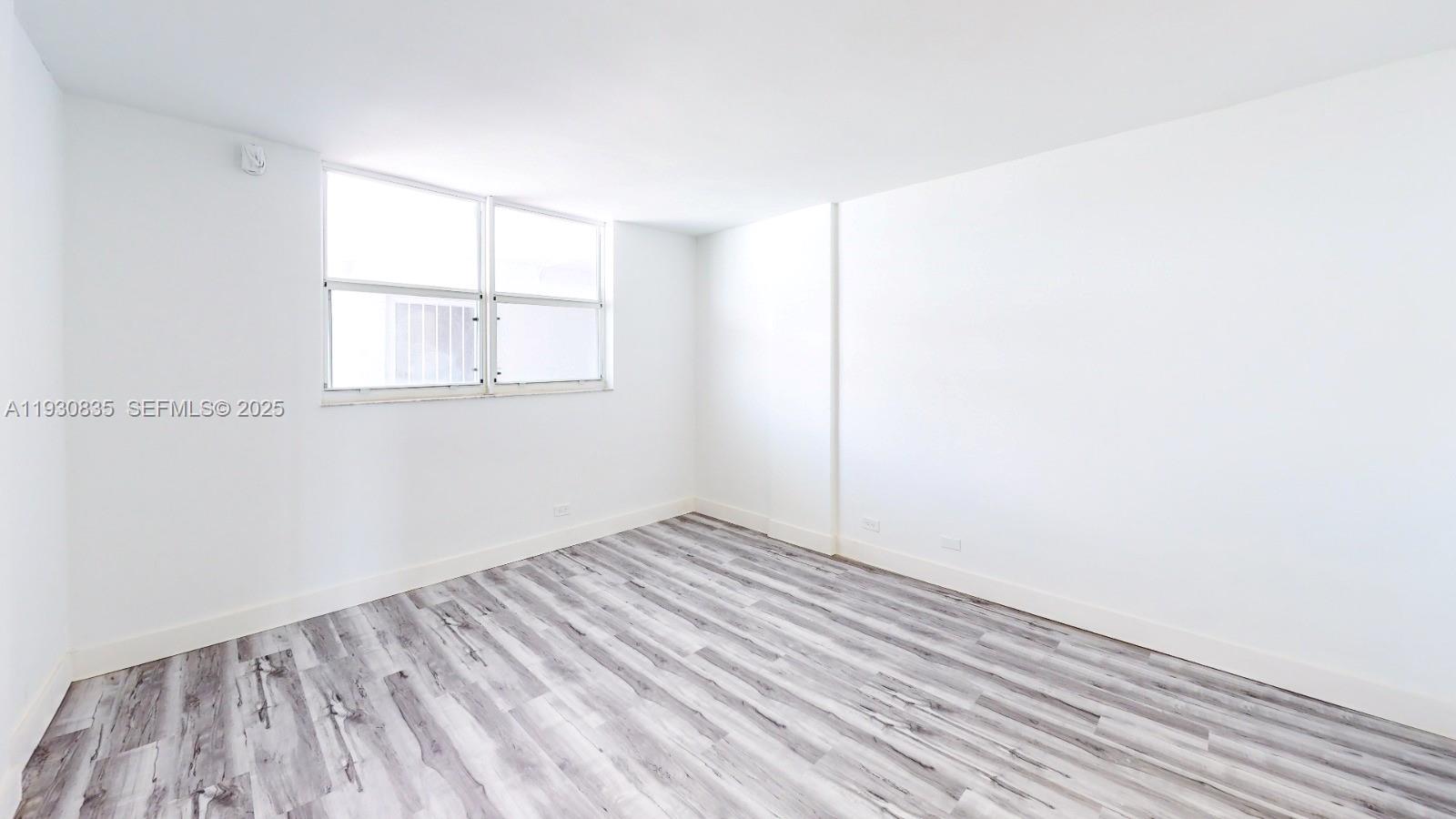 EASTERN SHORES WHITE HOUS - Residential Lease