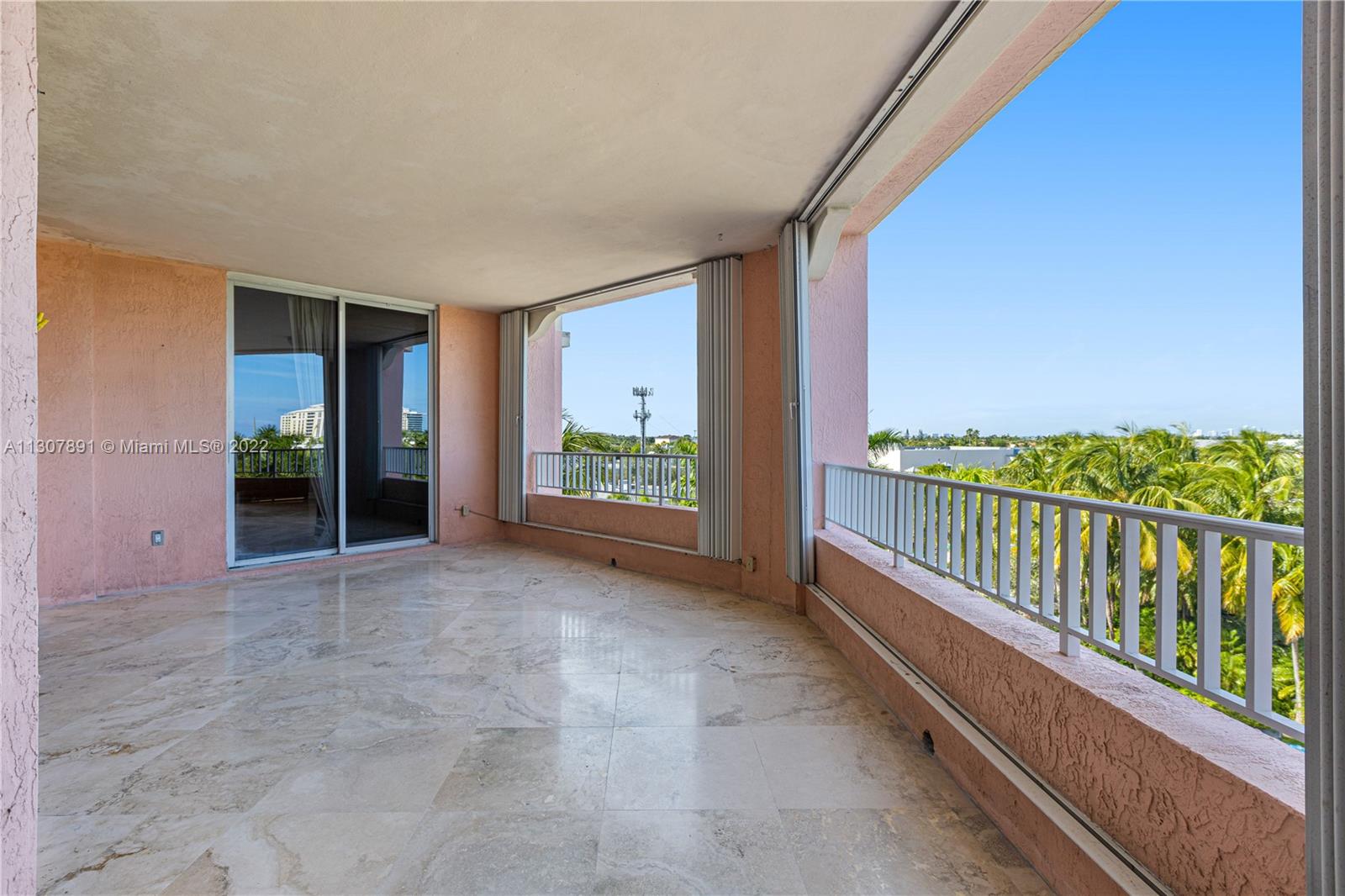 LAKE VILLA ONE CONDO - Residential