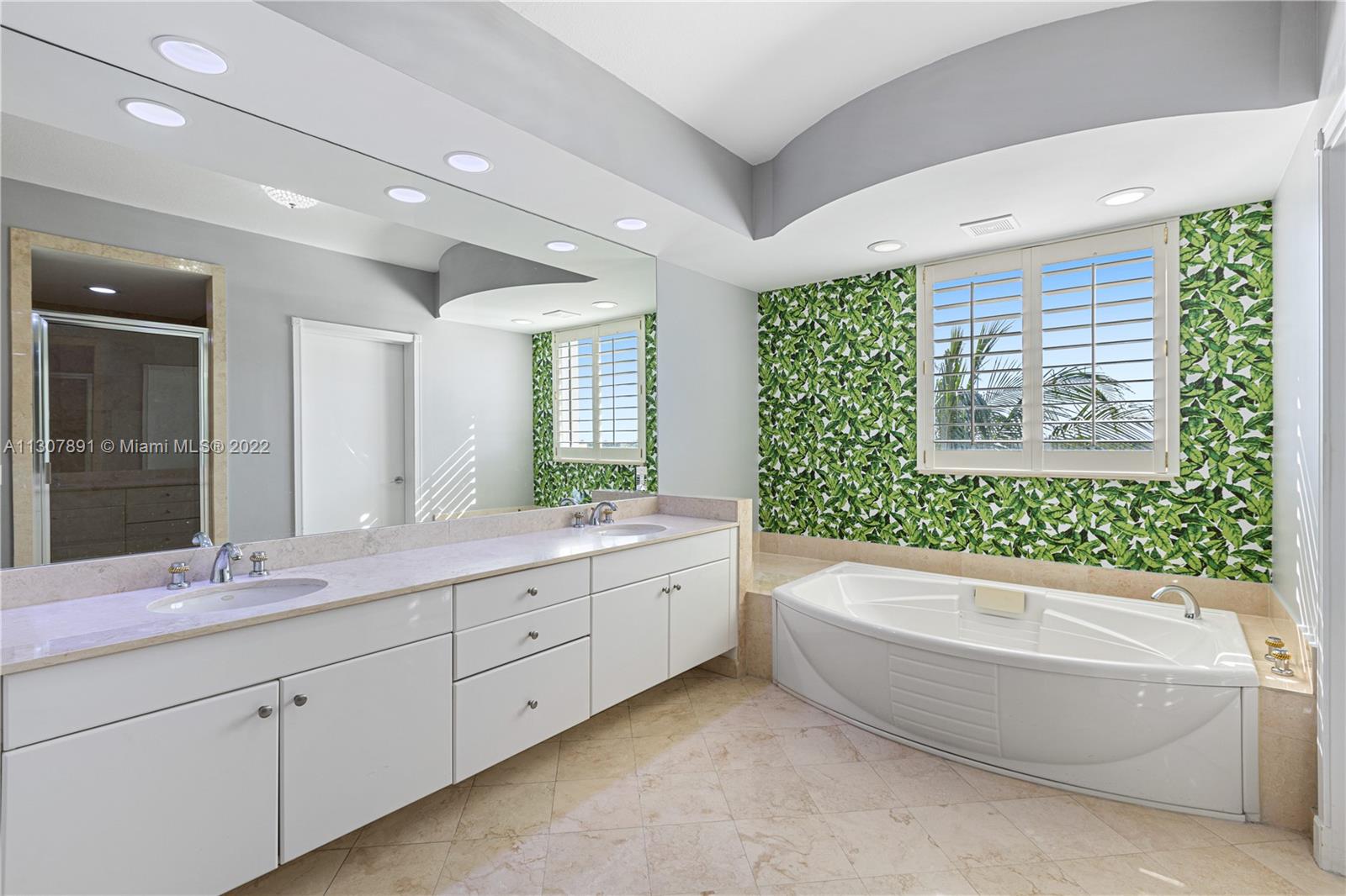 LAKE VILLA ONE CONDO - Residential