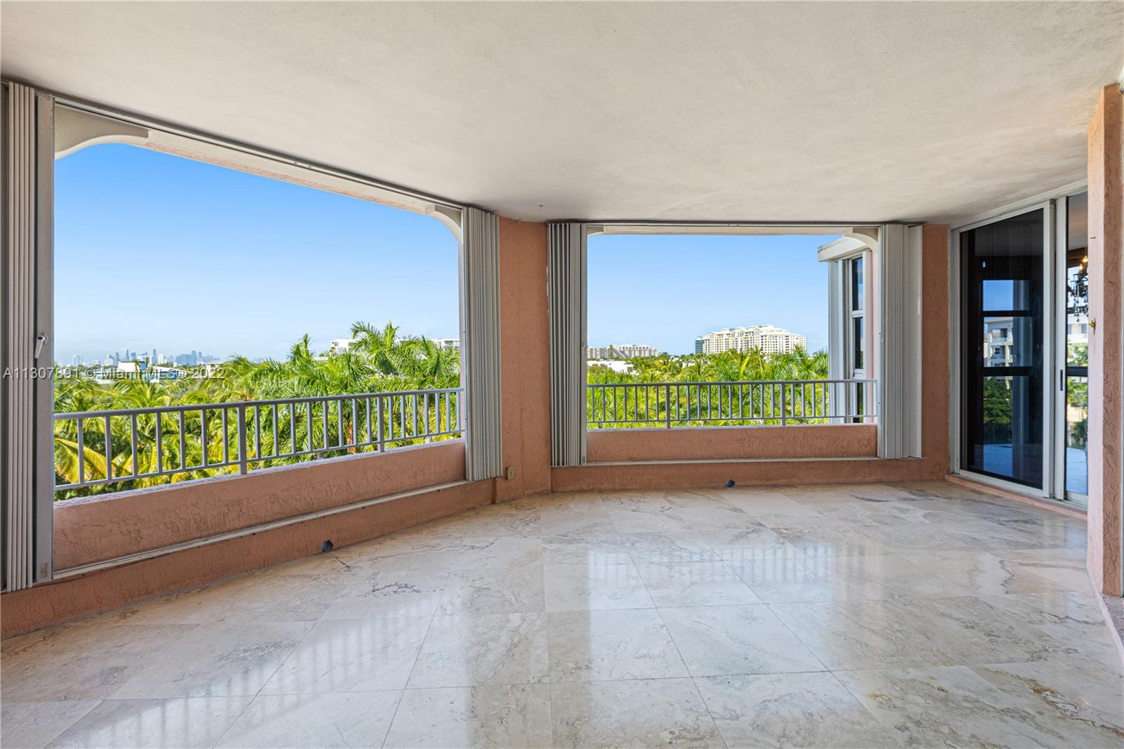 LAKE VILLA ONE CONDO - Residential