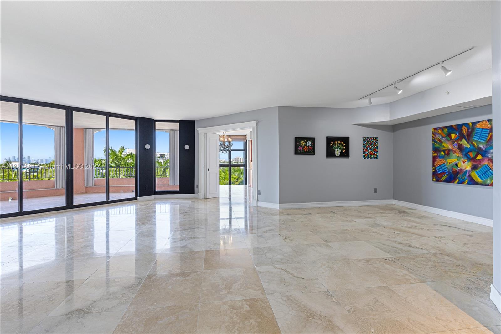 LAKE VILLA ONE CONDO - Residential