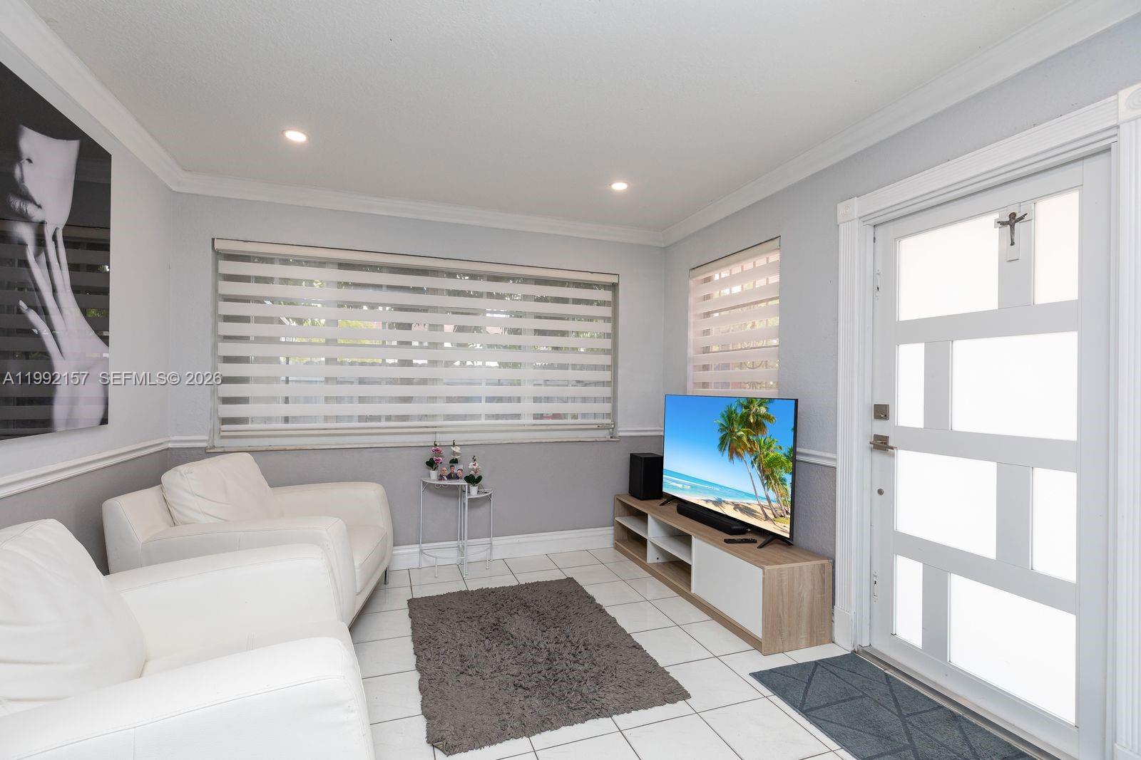 TWIN ROSE CONDO III 10/3 - Residential