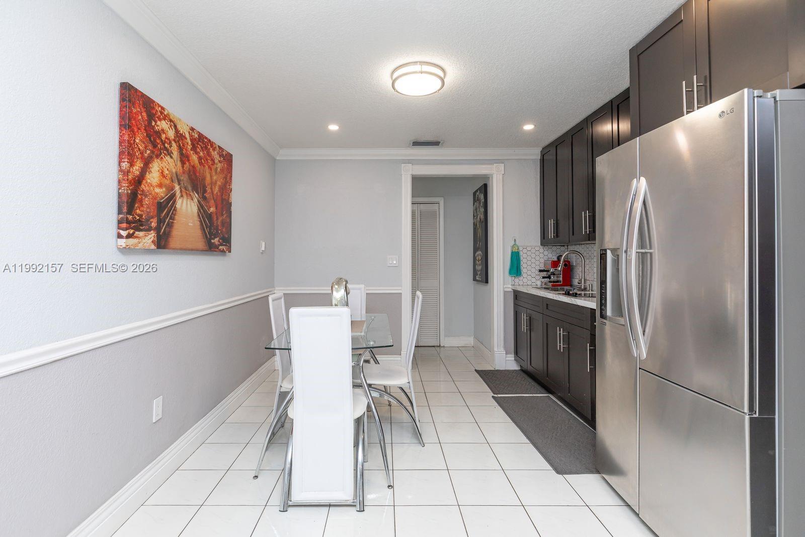 TWIN ROSE CONDO III 10/3 - Residential