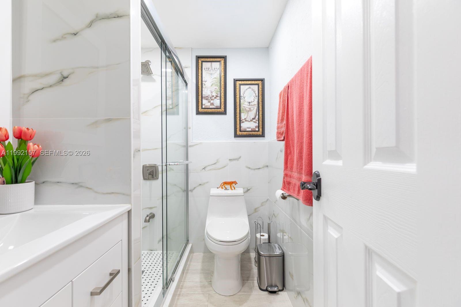 TWIN ROSE CONDO III 10/3 - Residential