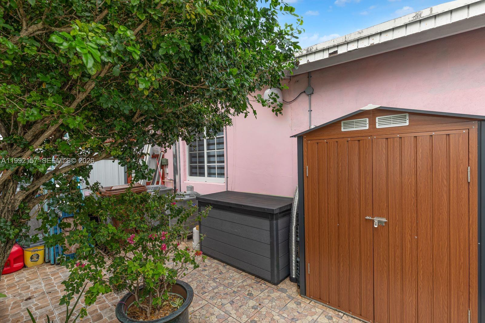 TWIN ROSE CONDO III 10/3 - Residential