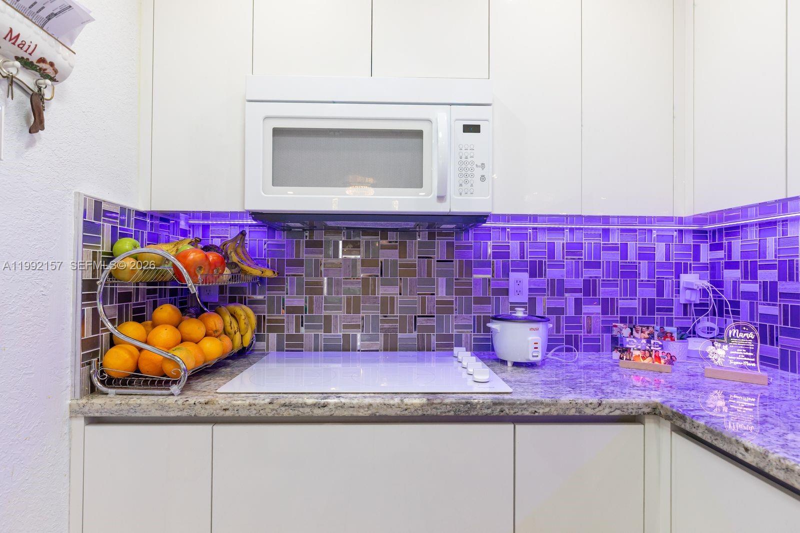 TWIN ROSE CONDO III 10/3 - Residential