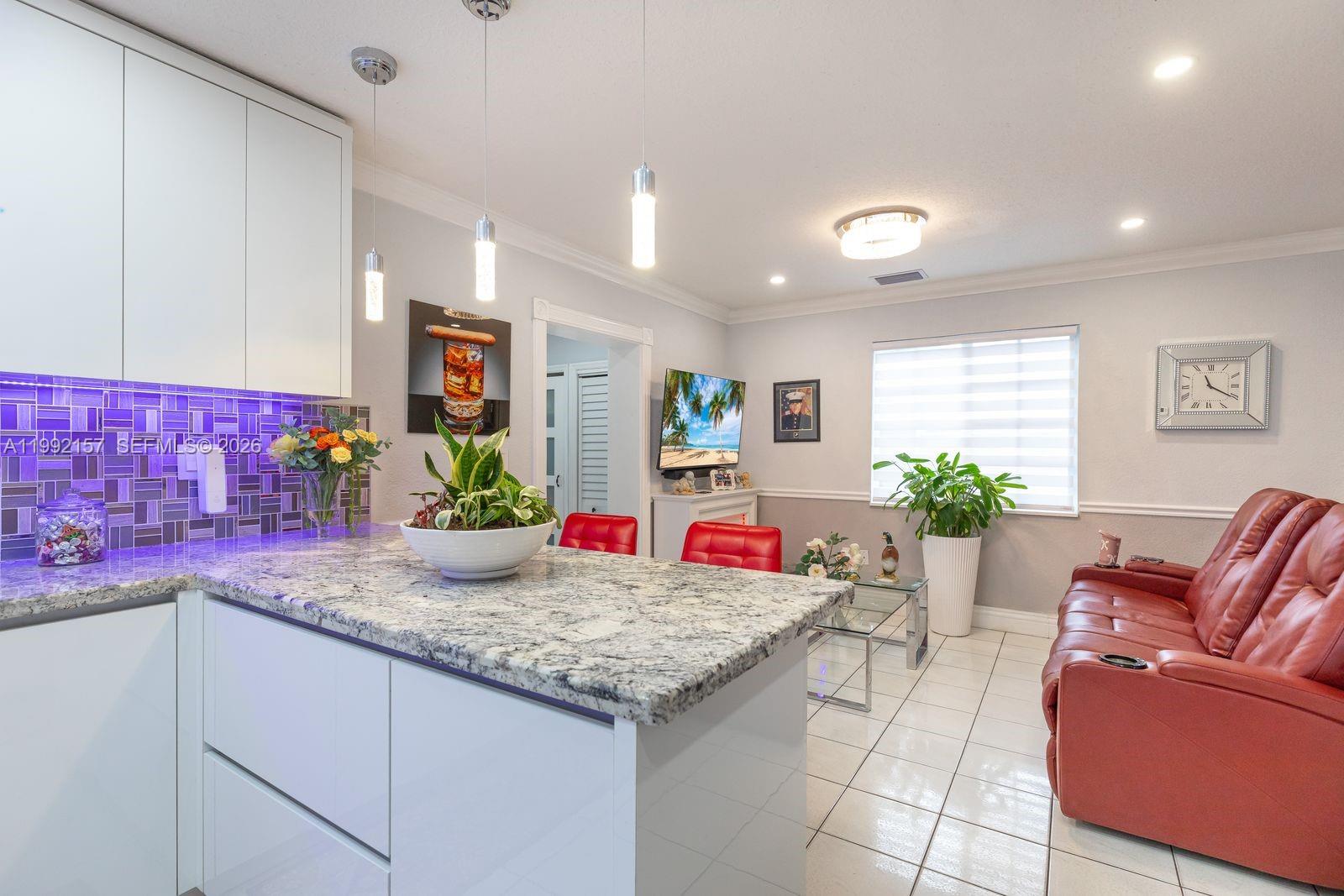 TWIN ROSE CONDO III 10/3 - Residential