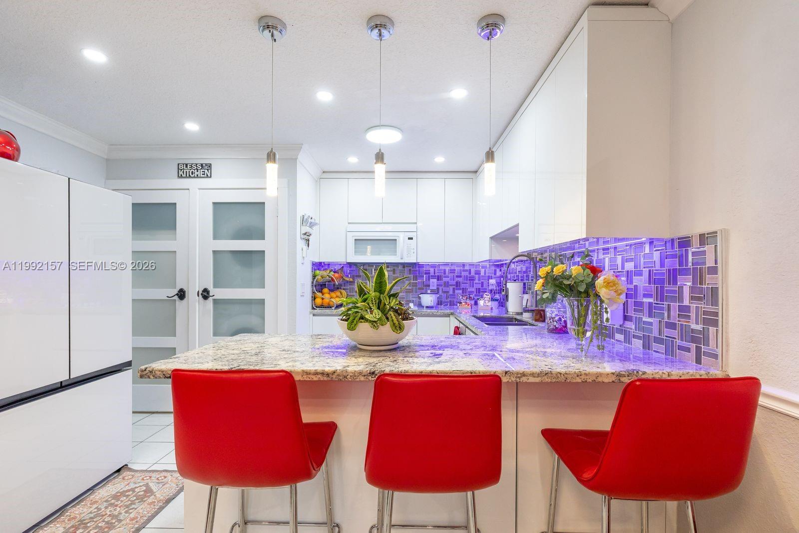 TWIN ROSE CONDO III 10/3 - Residential