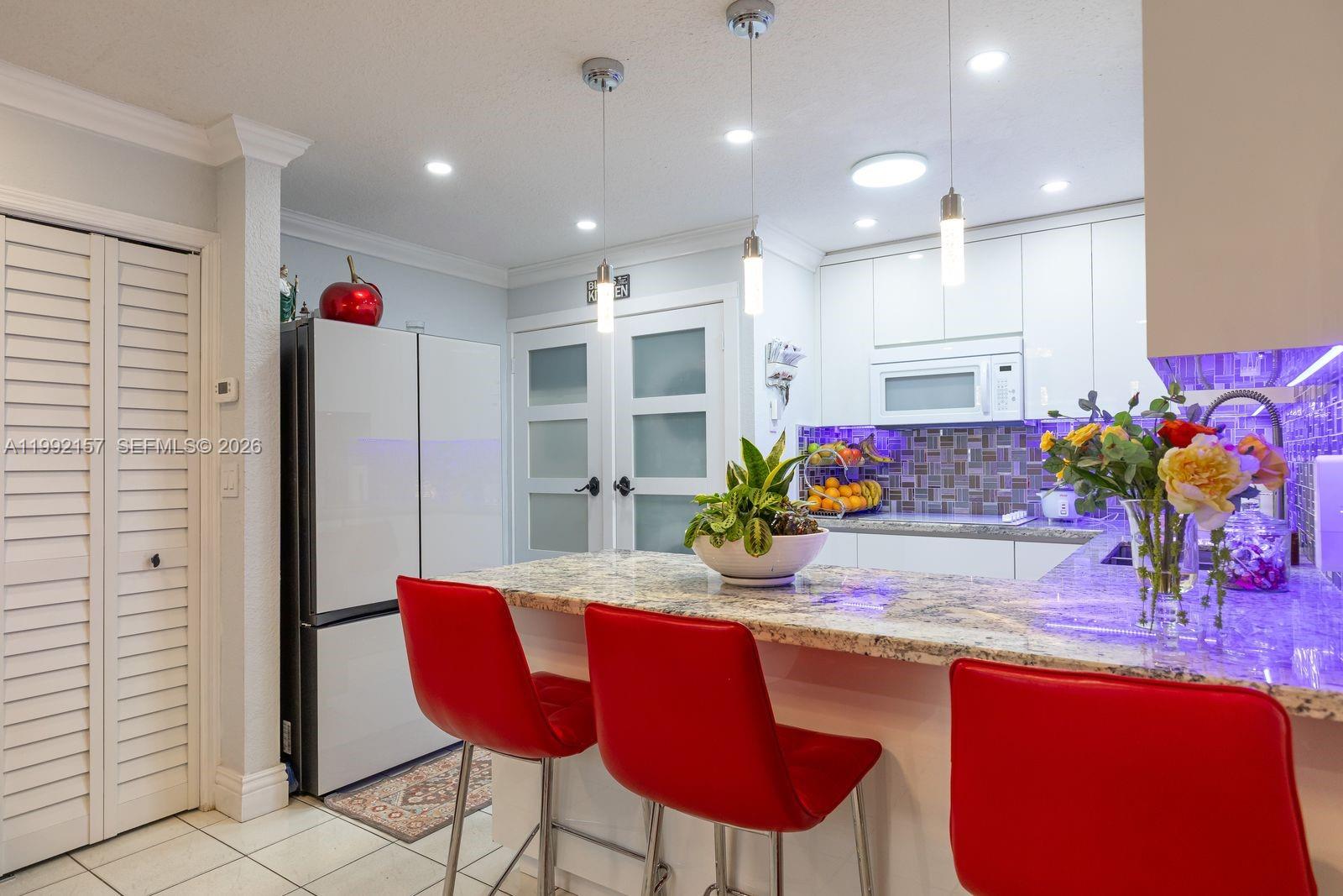 TWIN ROSE CONDO III 10/3 - Residential