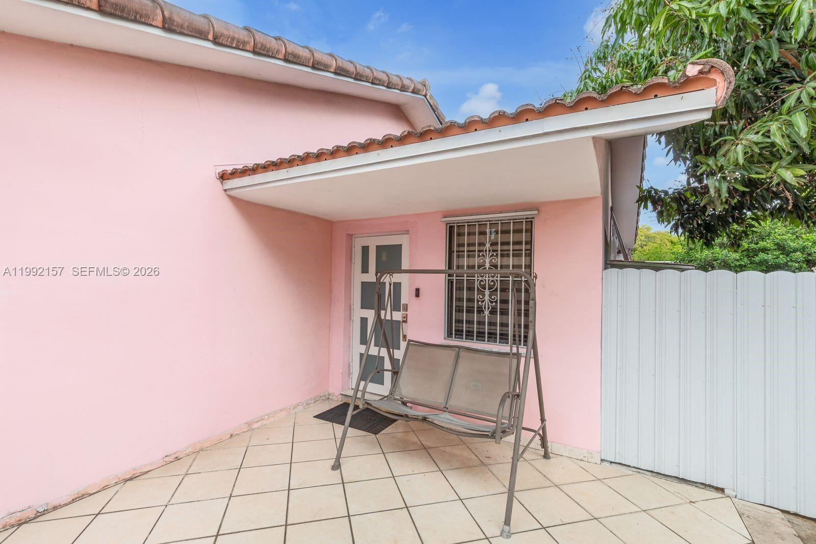 TWIN ROSE CONDO III 10/3 - Residential