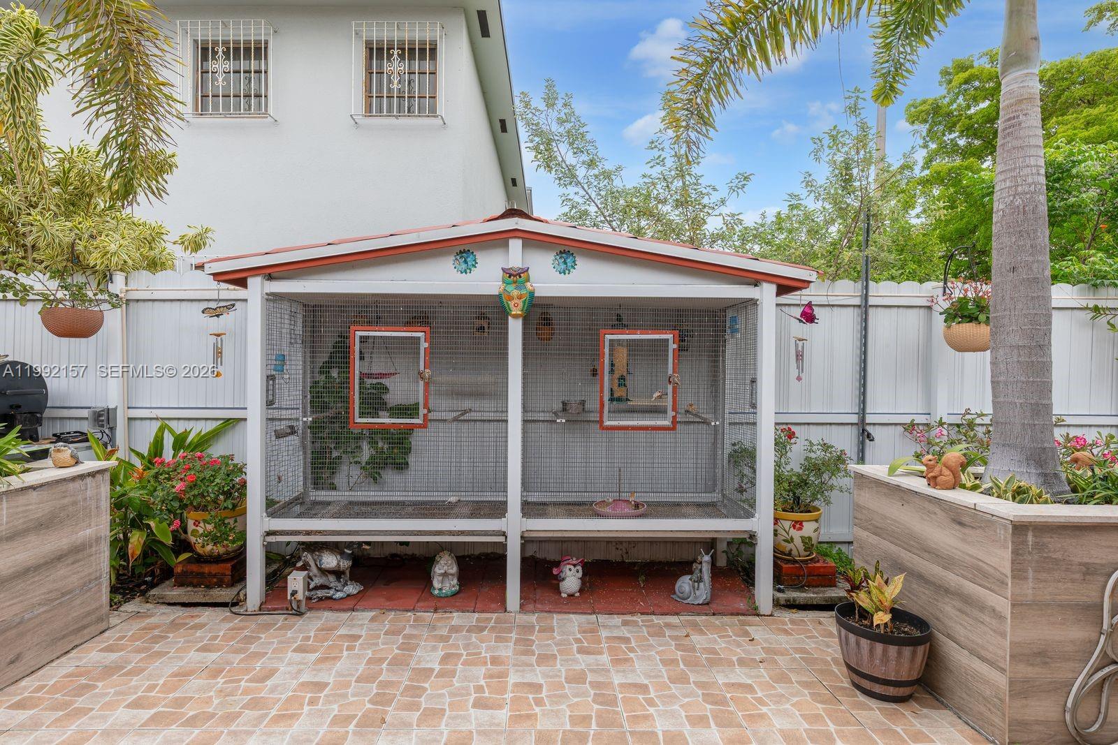 TWIN ROSE CONDO III 10/3 - Residential