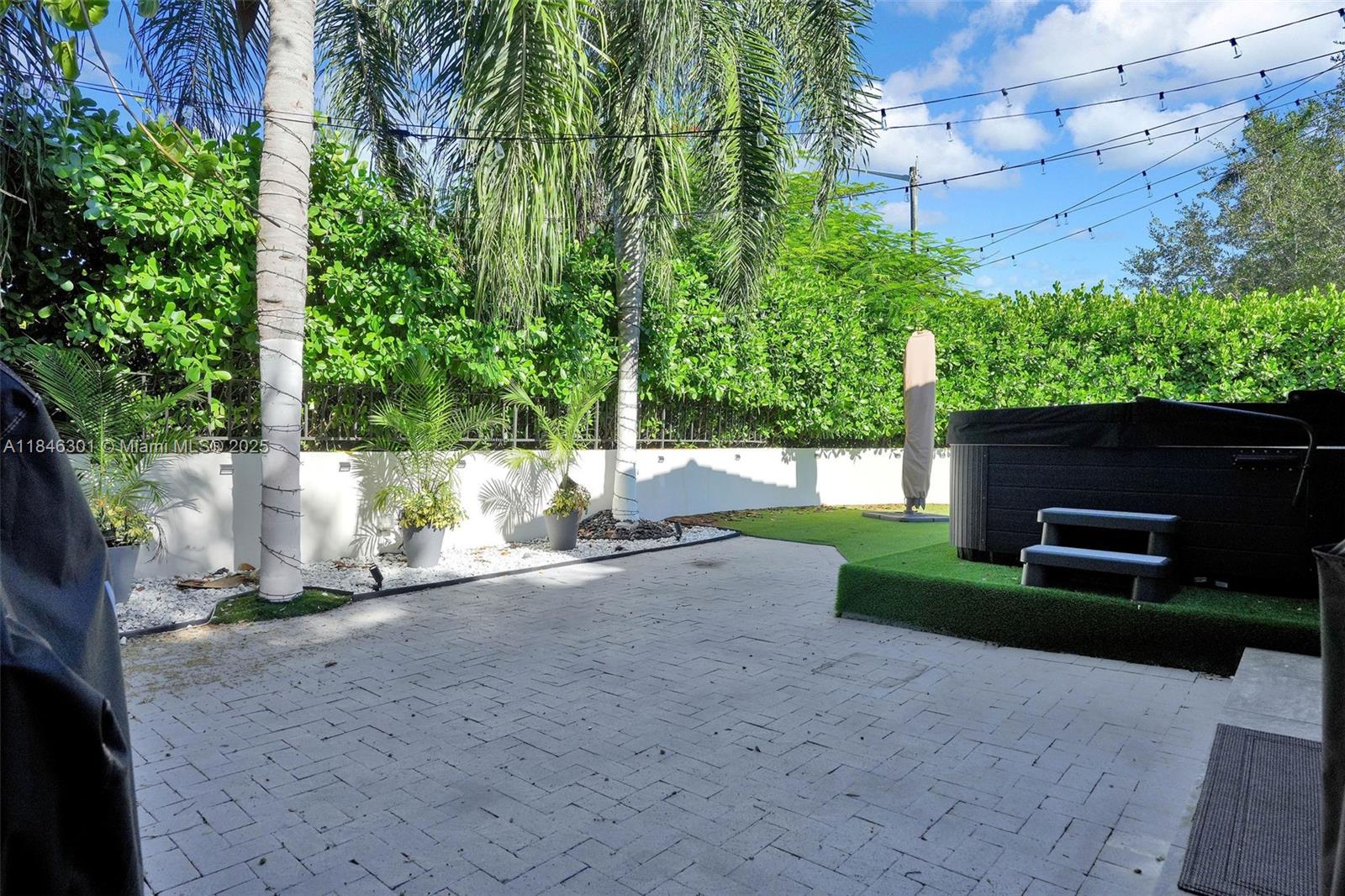 C G COUNTRY CLUB SEC 5 - Residential