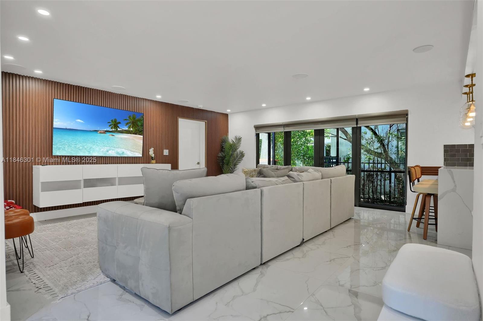 C G COUNTRY CLUB SEC 5 - Residential