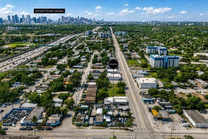 7025 NW 7th Ave #MAIN Miami FL 33150