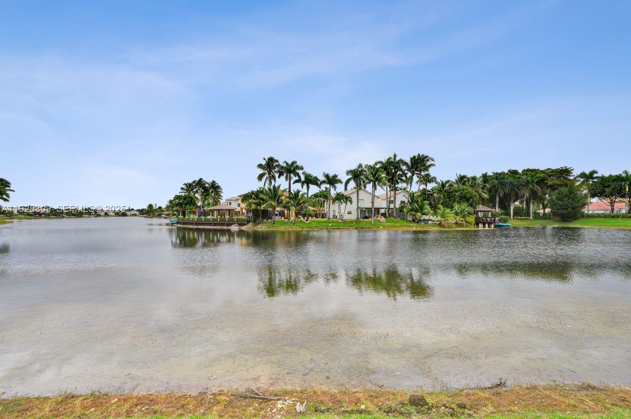 DORAL ISLES MARTINIQUE - Residential