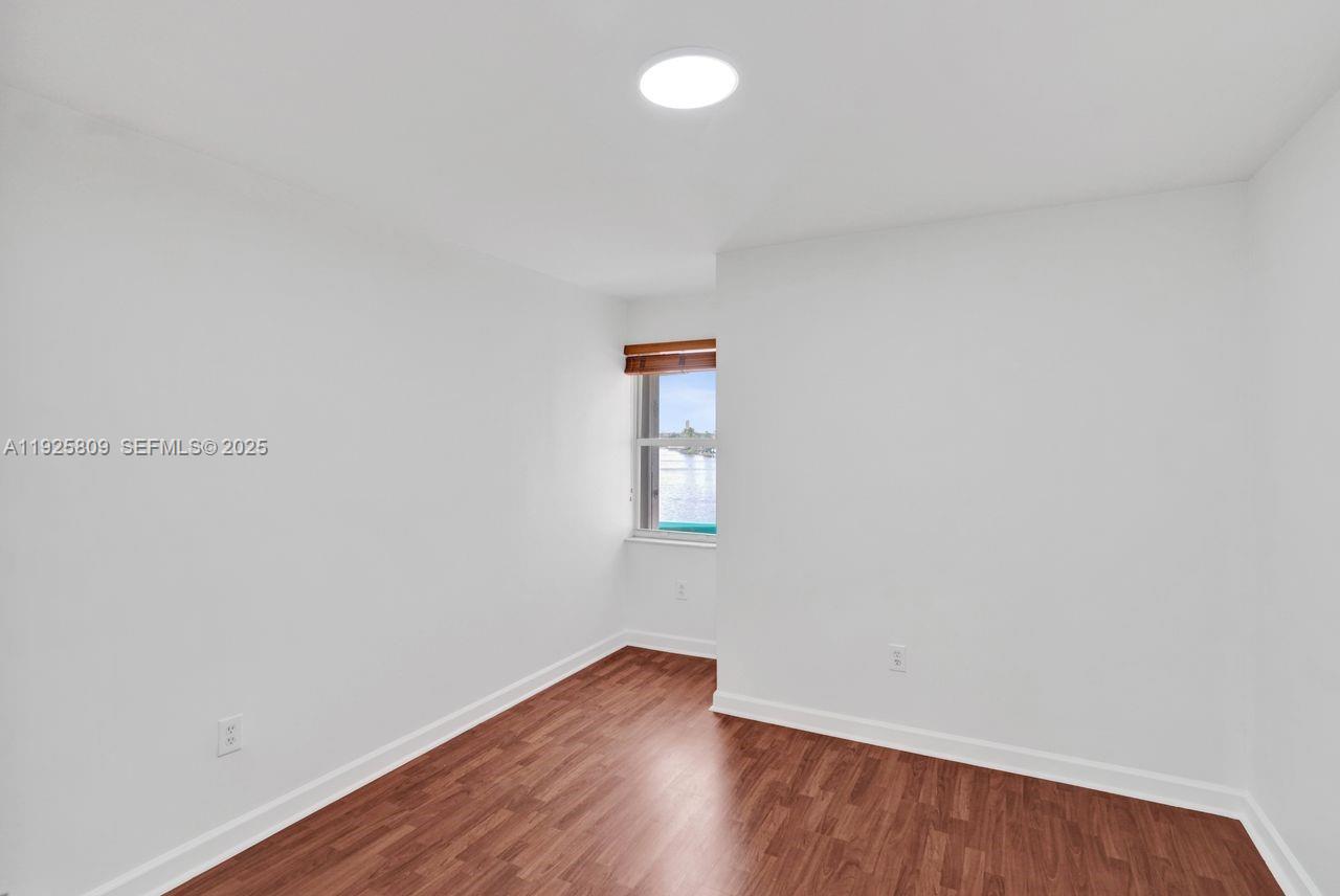 DORAL ISLES MARTINIQUE - Residential