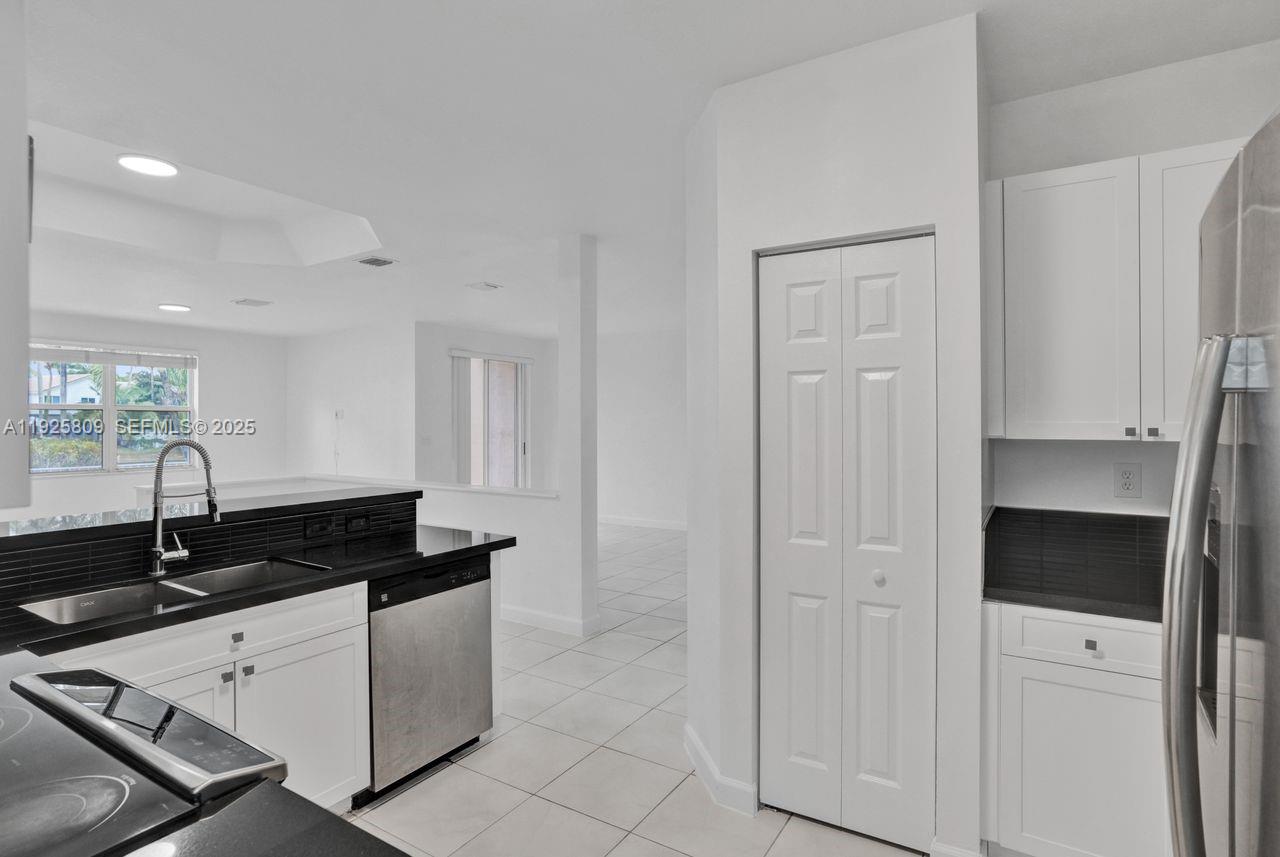 DORAL ISLES MARTINIQUE - Residential