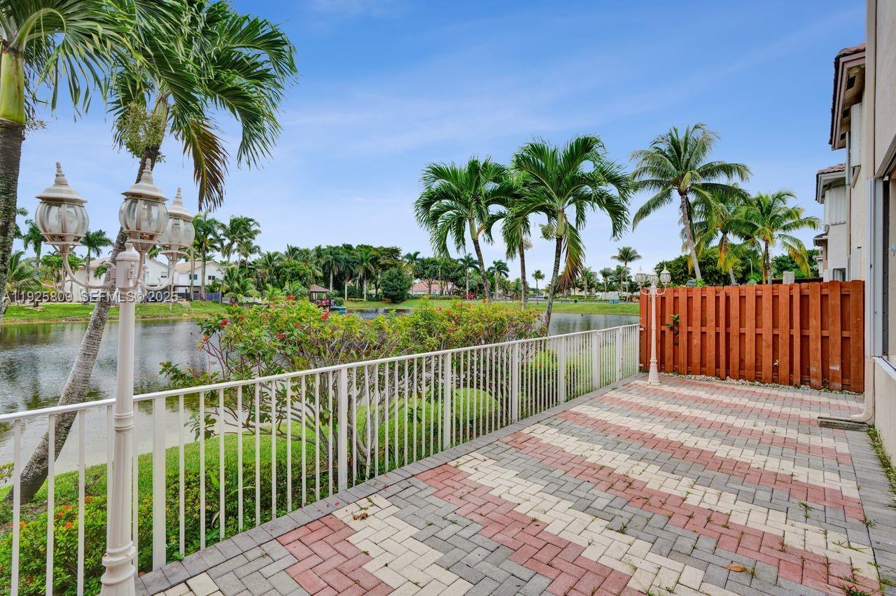 DORAL ISLES MARTINIQUE - Residential