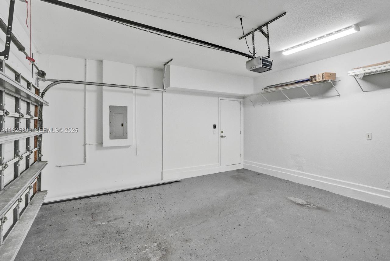 DORAL ISLES MARTINIQUE - Residential