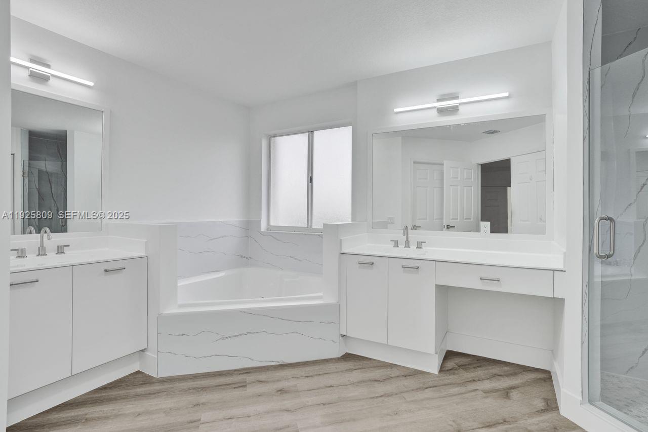 DORAL ISLES MARTINIQUE - Residential