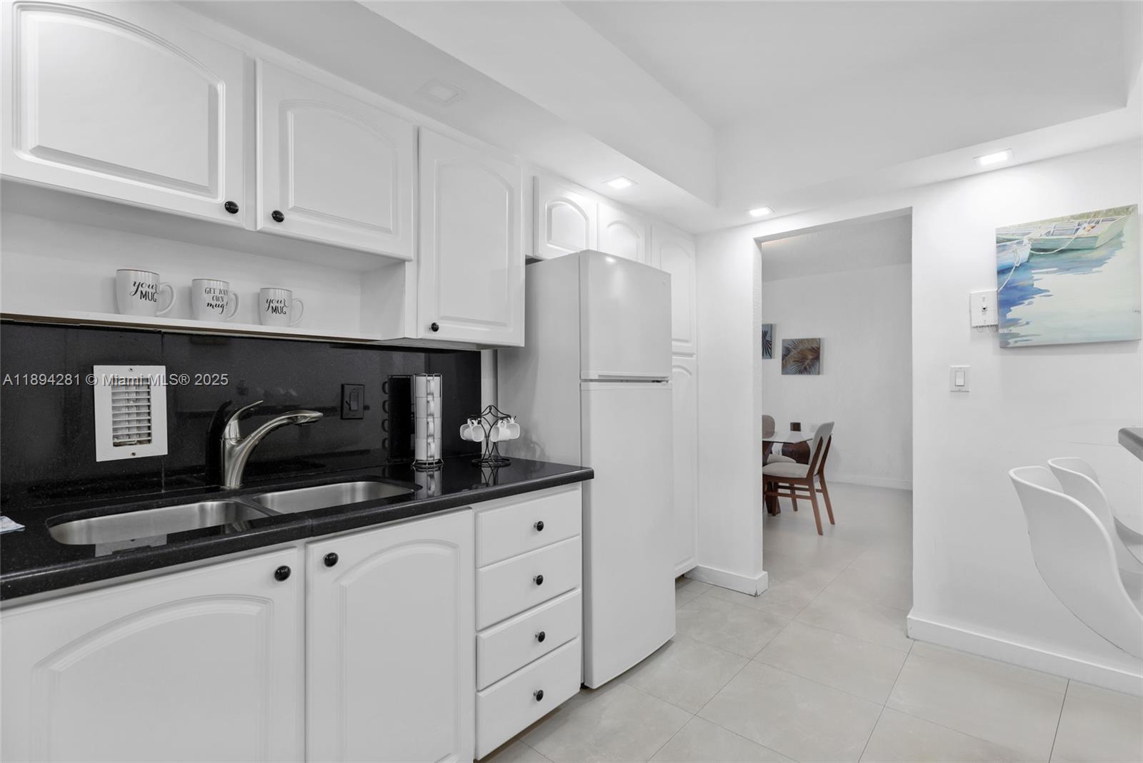 TIDES ON HOLLYWOOD BEACH - Residential