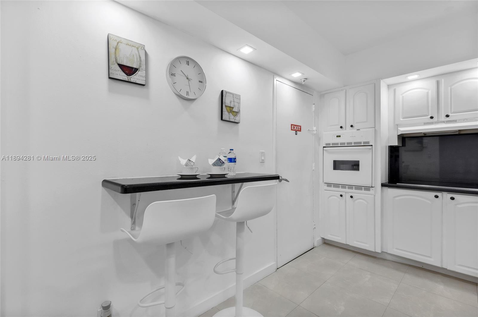 TIDES ON HOLLYWOOD BEACH - Residential